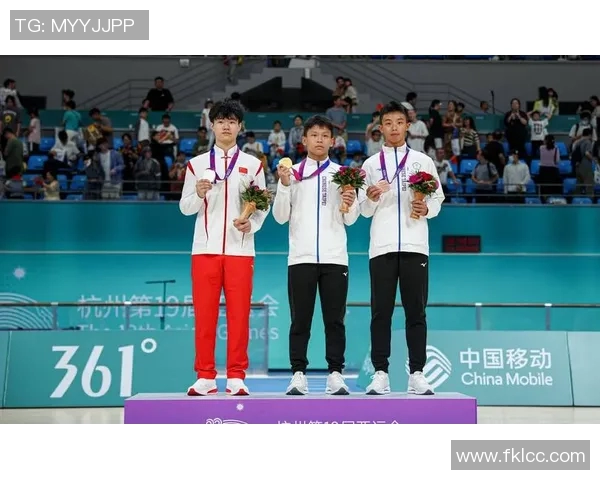 U17巴西与英格兰激战正酣青少年足球赛场上的巅峰对决